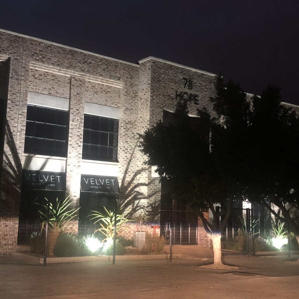 George Showroom